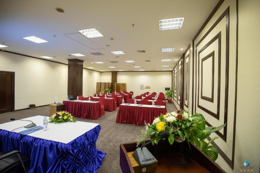 Vientiane Plaza Hotel Экстерьер фото